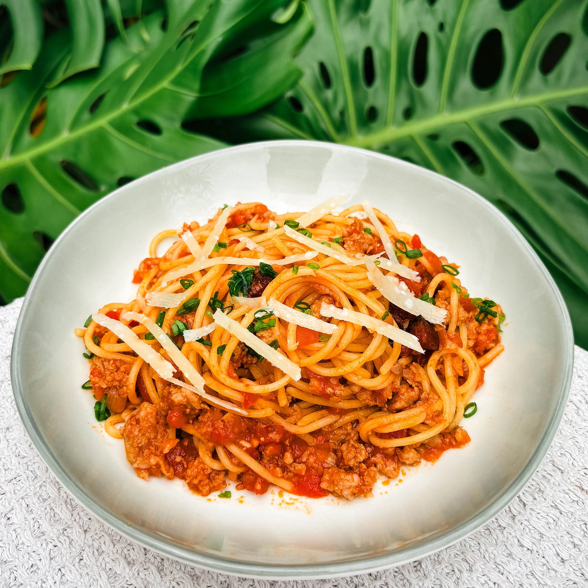 Vietnamese Sausage Tomato Pasta