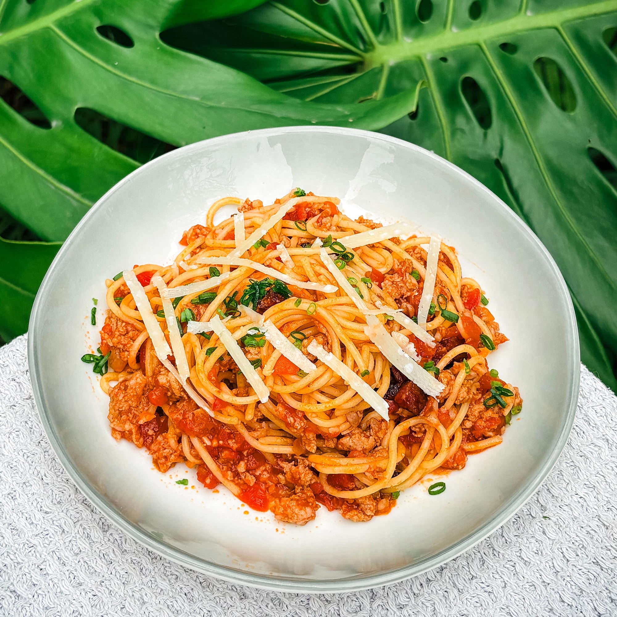 Vietnamese Sausage Tomato Pasta